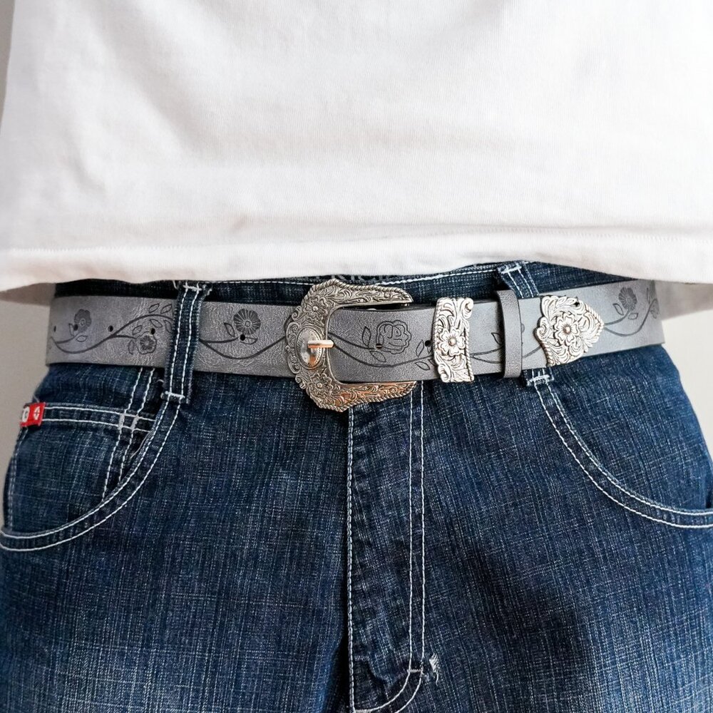 y2k style gray american western floral engraved belt